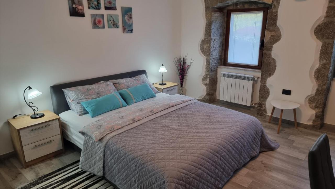 Villa Kos Lupoglav  Екстериор снимка