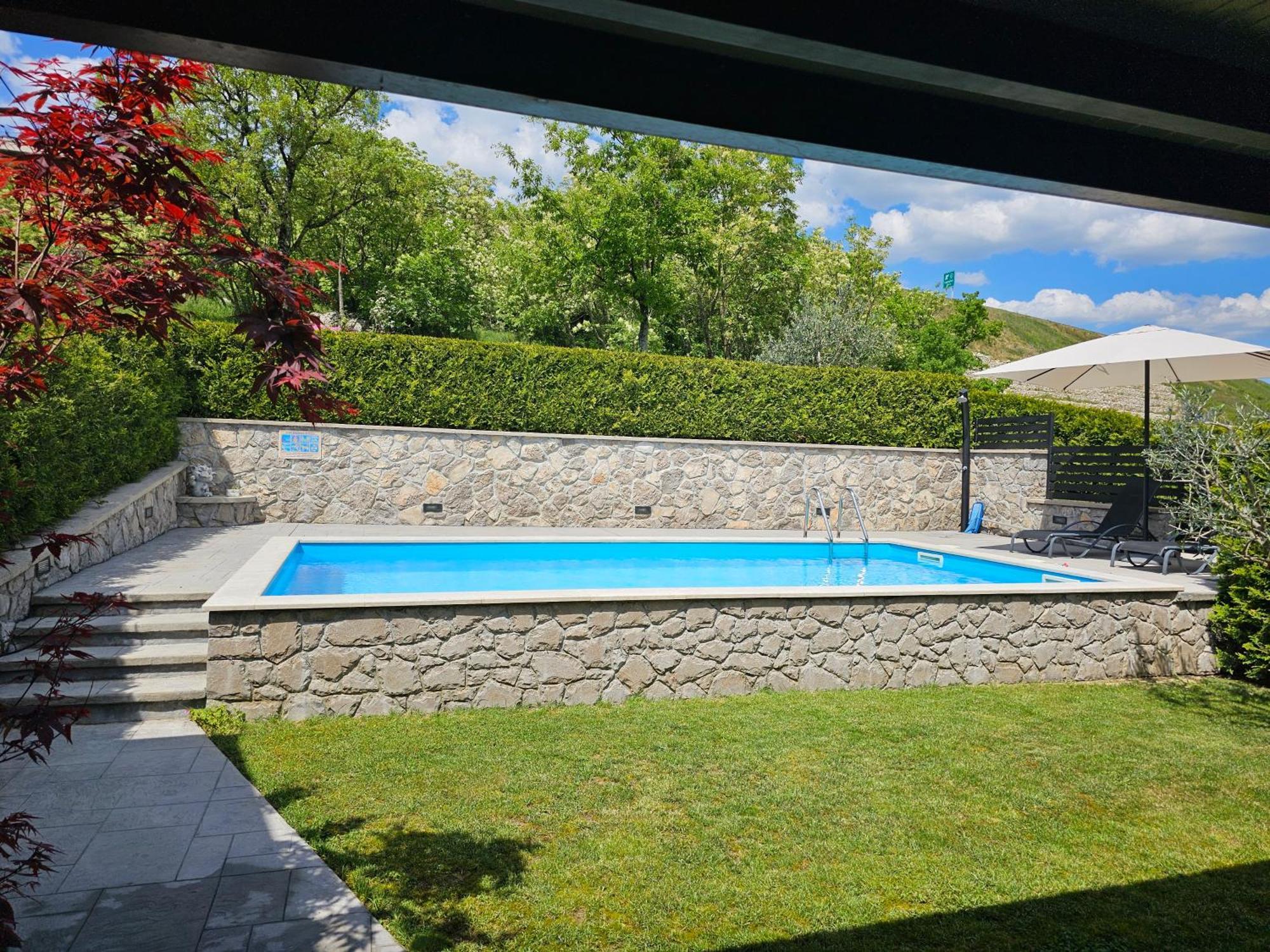 Villa Kos Lupoglav  Екстериор снимка