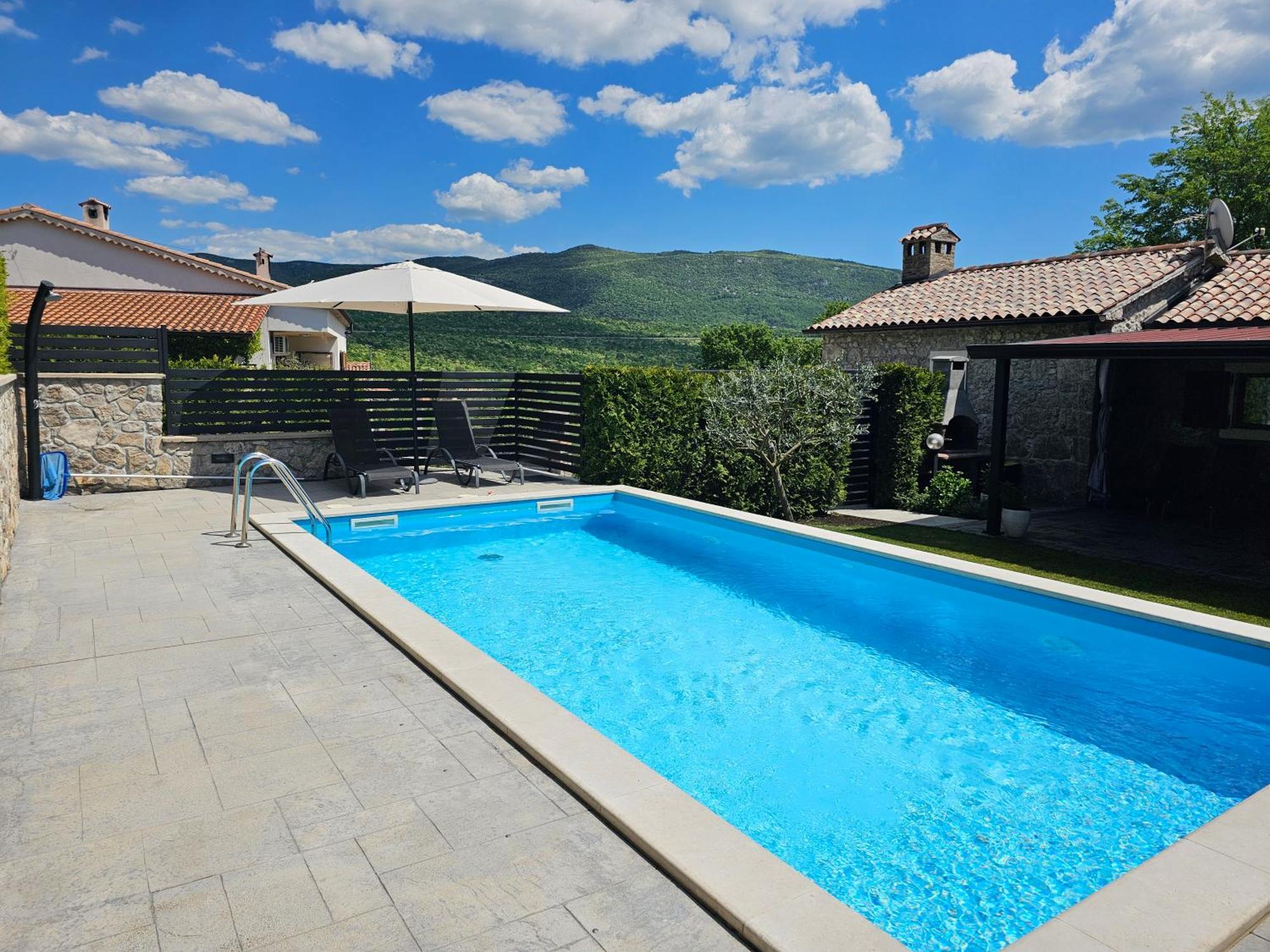 Villa Kos Lupoglav  Екстериор снимка