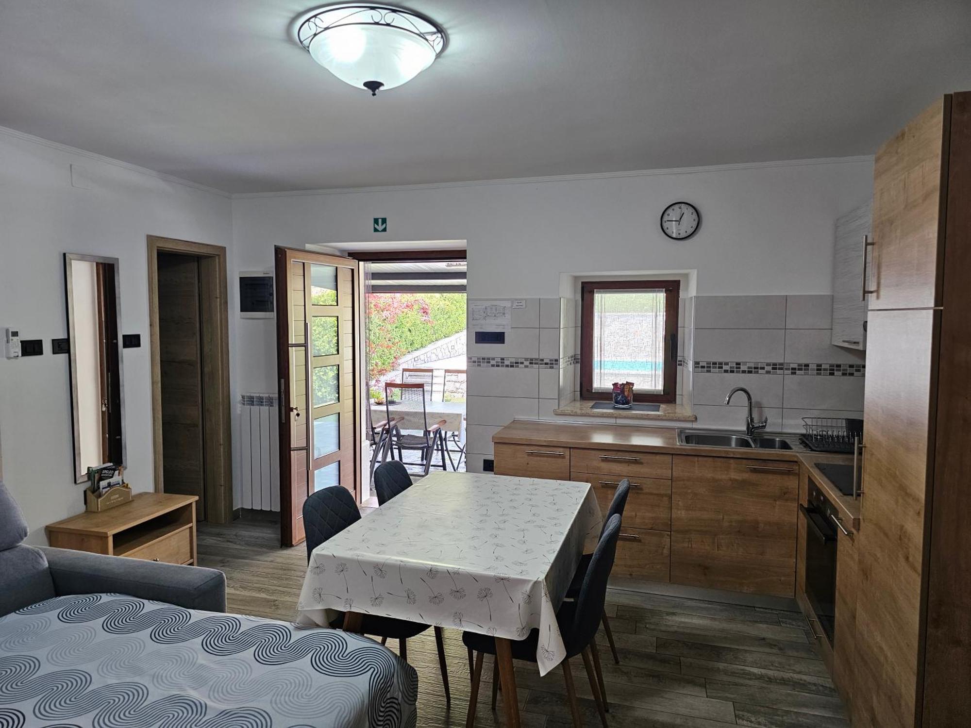 Villa Kos Lupoglav  Екстериор снимка