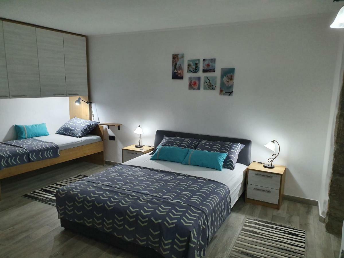 Villa Kos Lupoglav  Екстериор снимка
