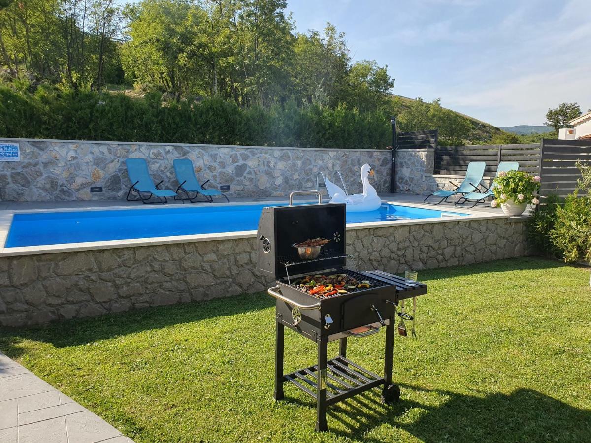 Villa Kos Lupoglav  Стая снимка